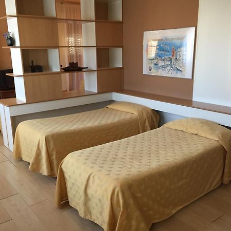 Nuovo Hotel Vigevano Quarto foto